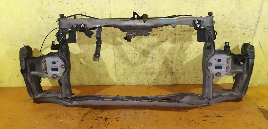 рамка радиатора Honda Fit