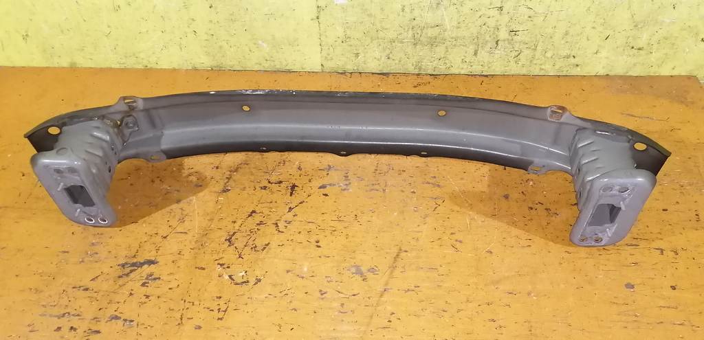 усиление бампера Toyota Vitz