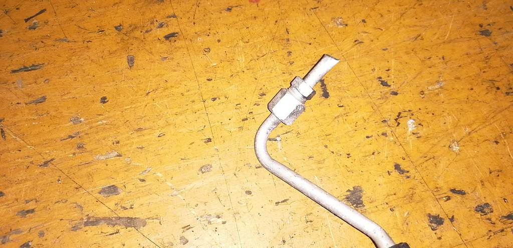 трубки кондиционера Mitsubishi Outlander