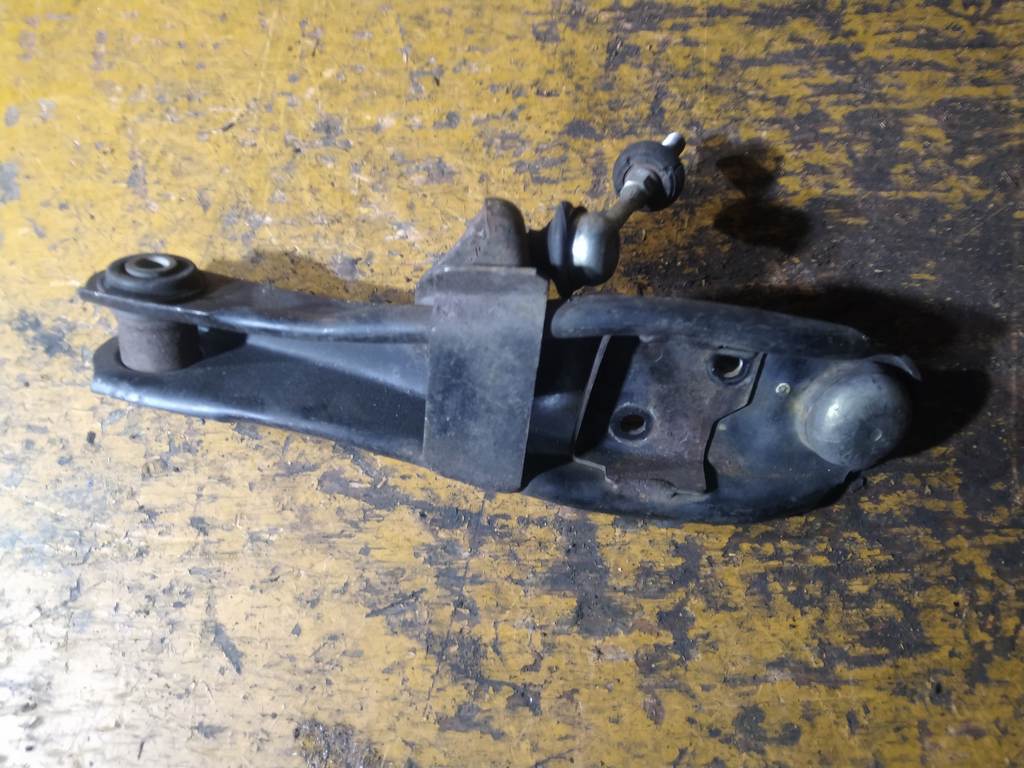 рычаг Mitsubishi Pajero Mini