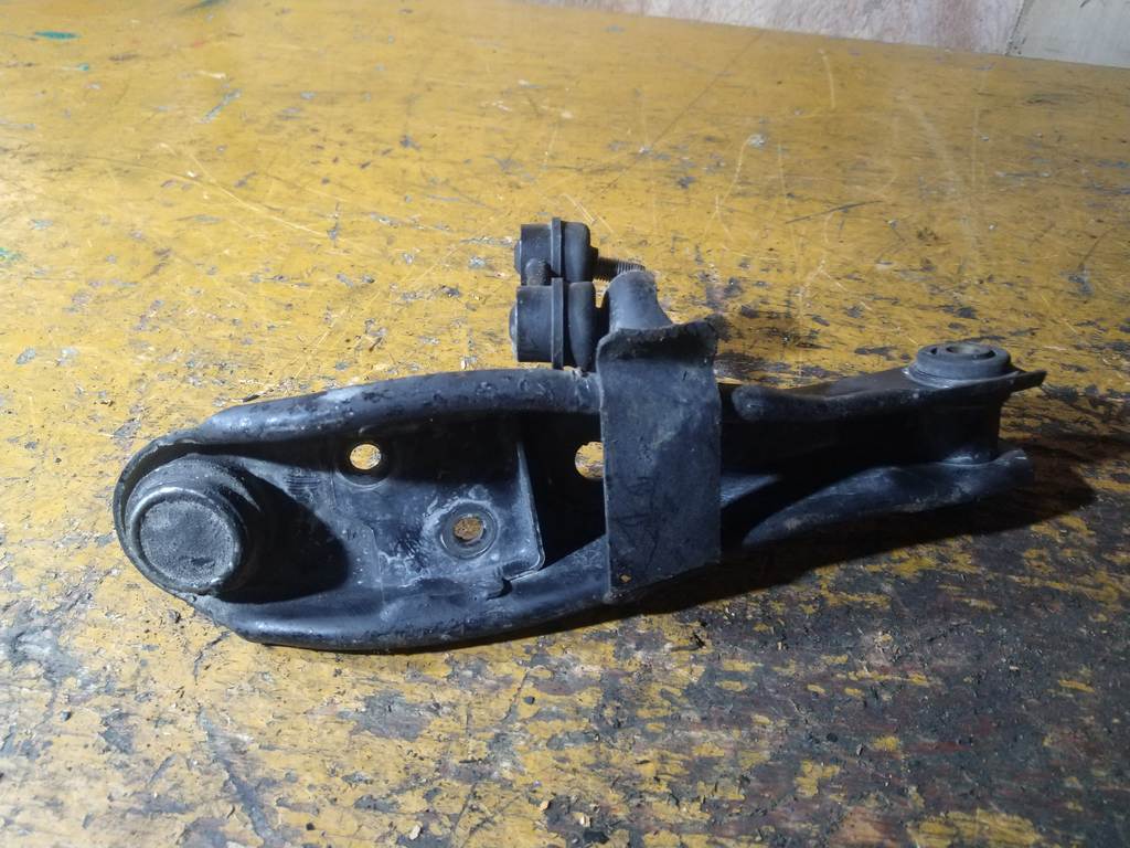 рычаг Mitsubishi Pajero Mini