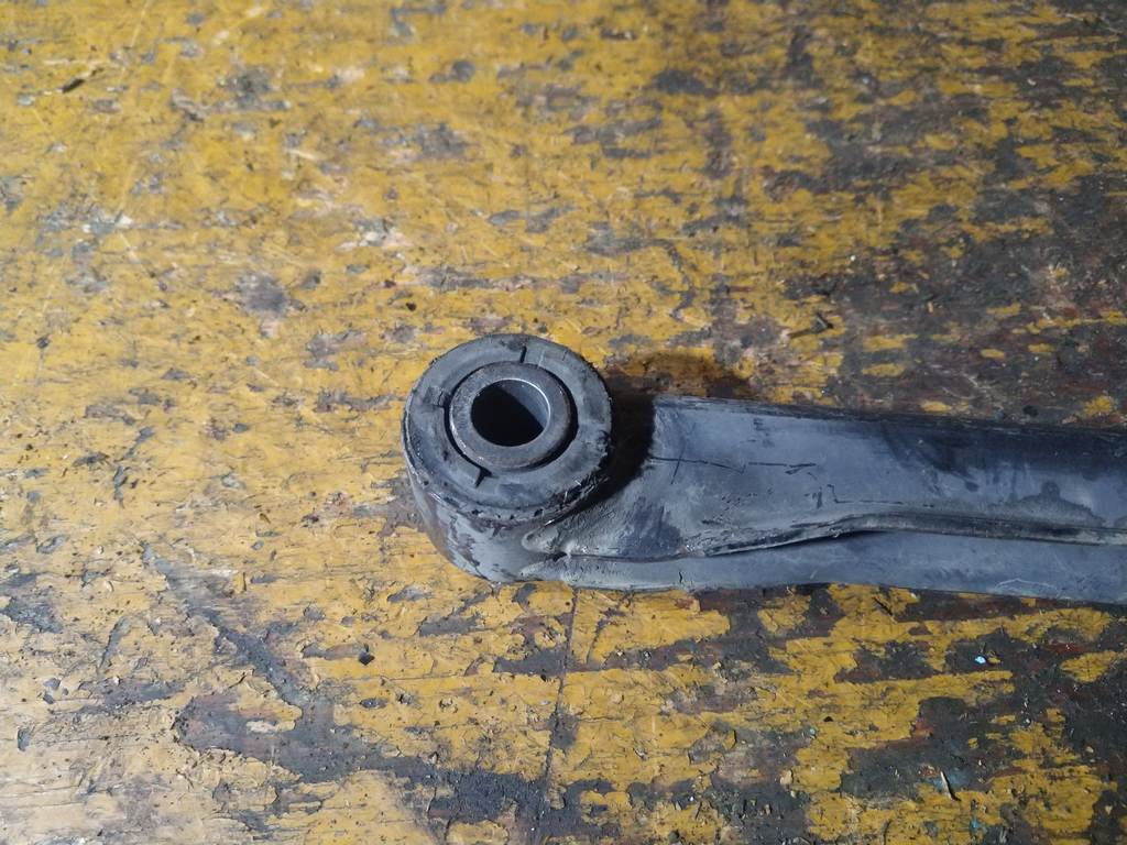 рычаг Subaru Impreza