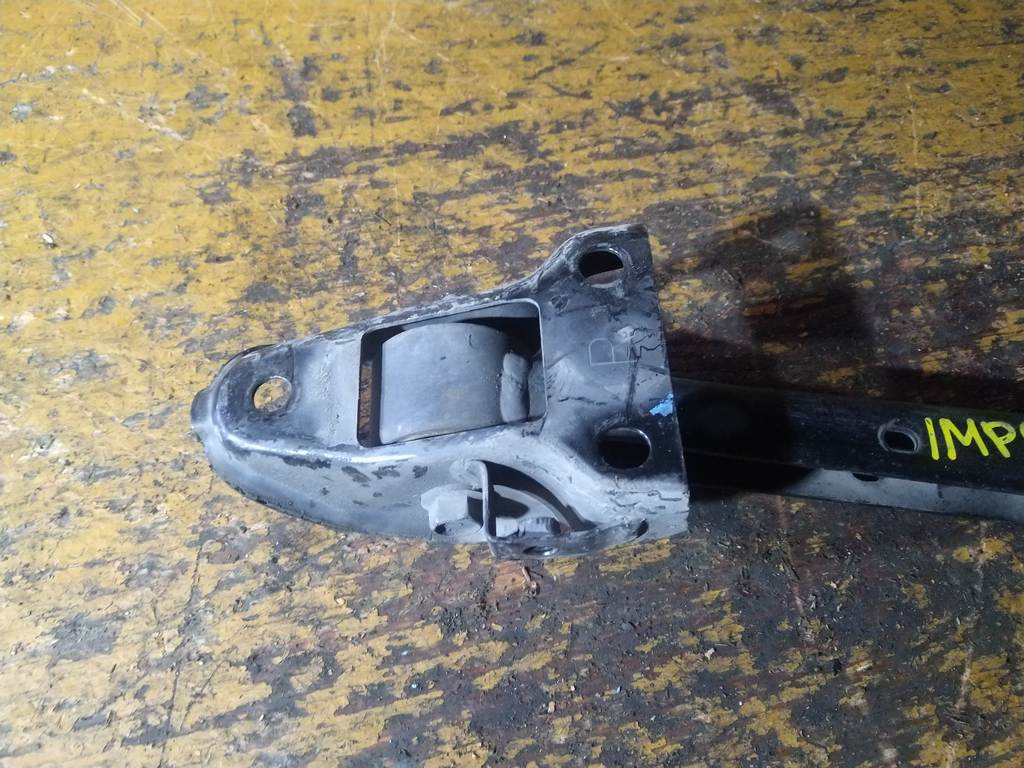рычаг Subaru Impreza