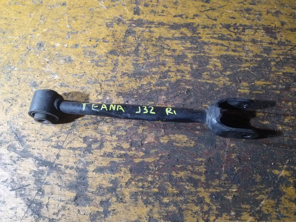 тяга подвески Nissan Teana