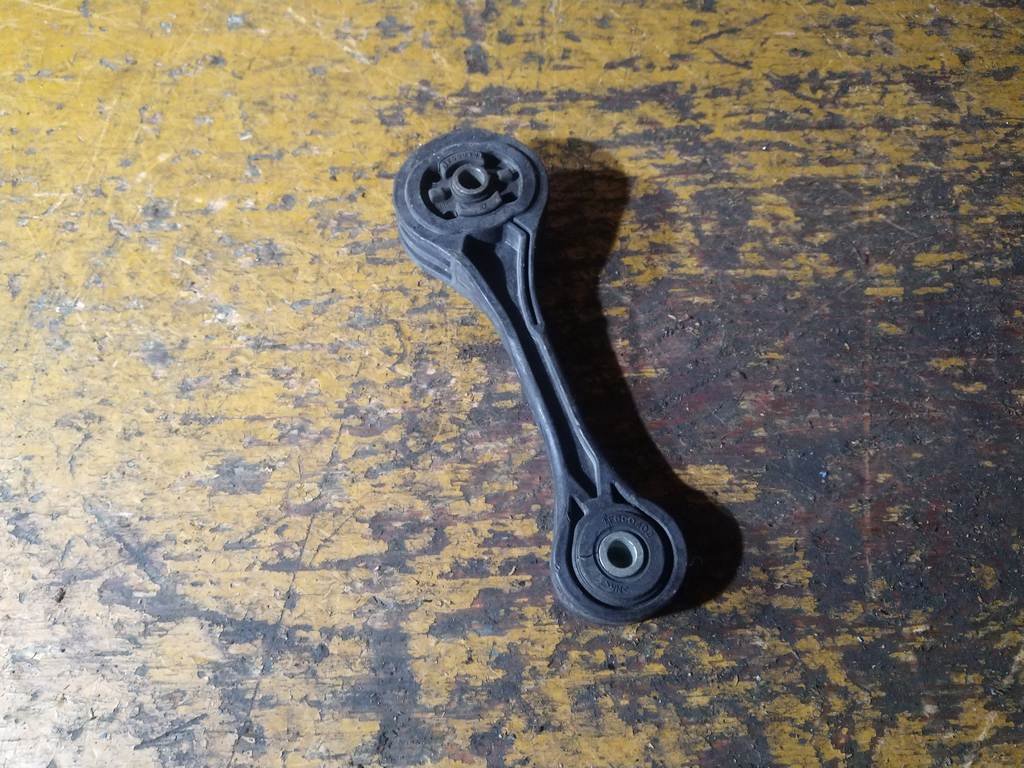 подушка двигателя Subaru Impreza