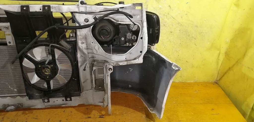 ноускат Nissan Cube