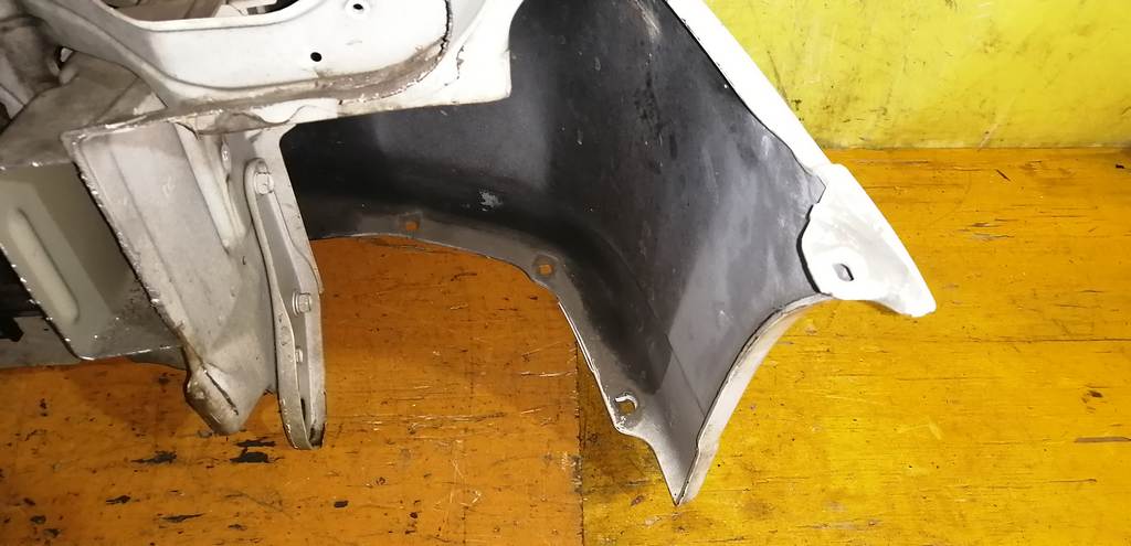 ноускат Nissan Cube