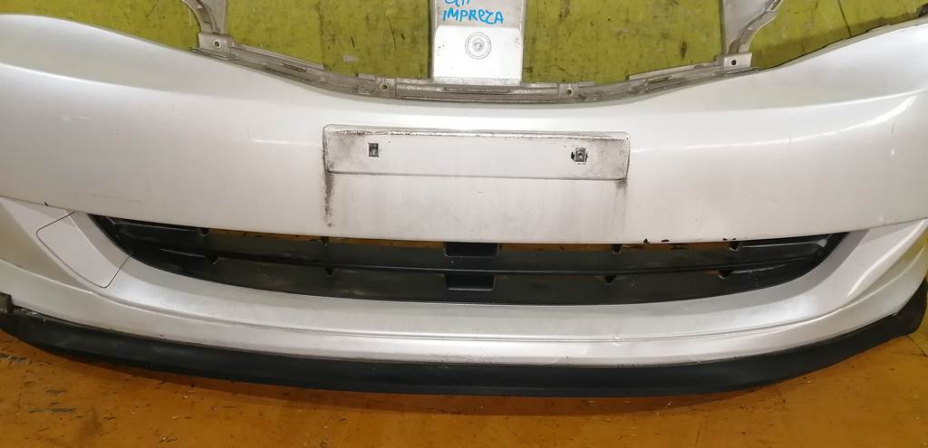 бампер Subaru Impreza