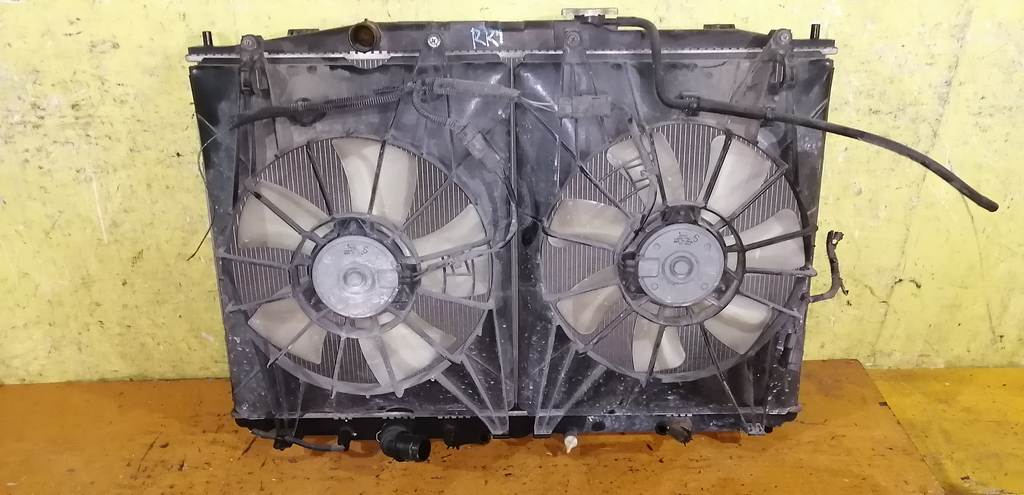 диффузор радиатора Honda Elysion