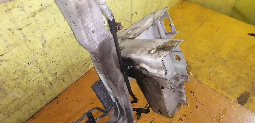 рамка радиатора Honda Elysion