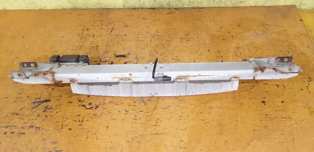 усиление бампера Honda Elysion