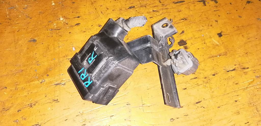 реле Honda Elysion