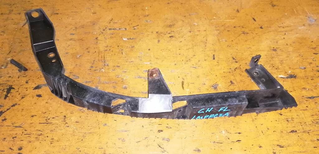 ресничка Subaru Impreza