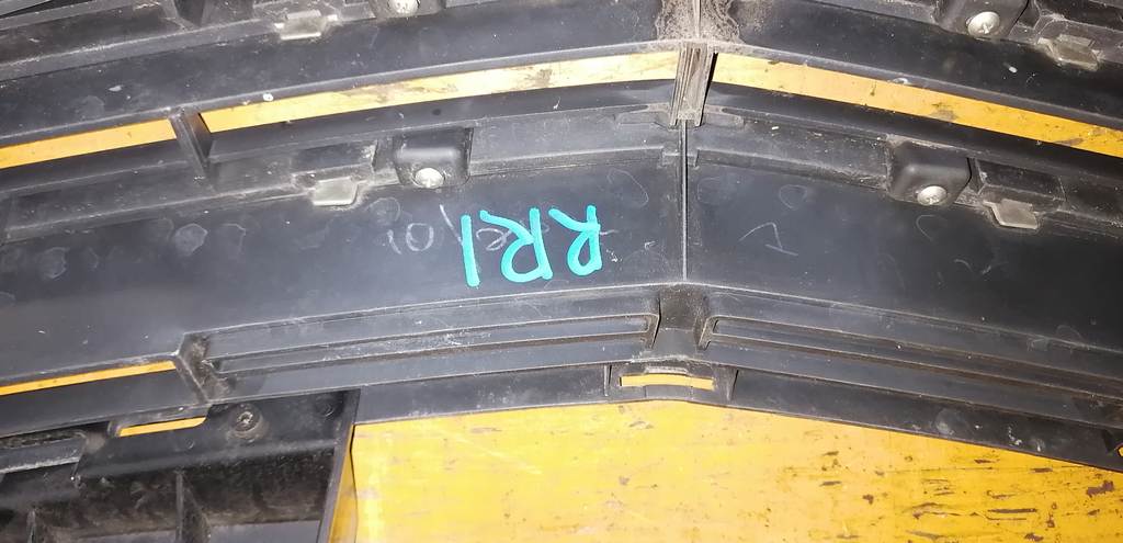 решетка радиатора Honda Elysion