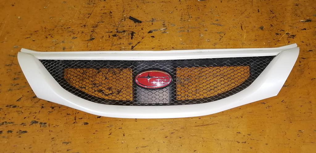 решетка радиатора Subaru Impreza