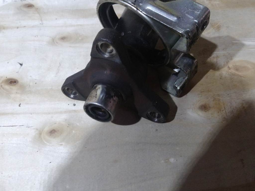 карданный вал Volkswagen Touareg