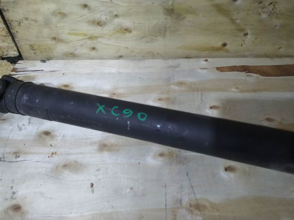 карданный вал Volvo XC90