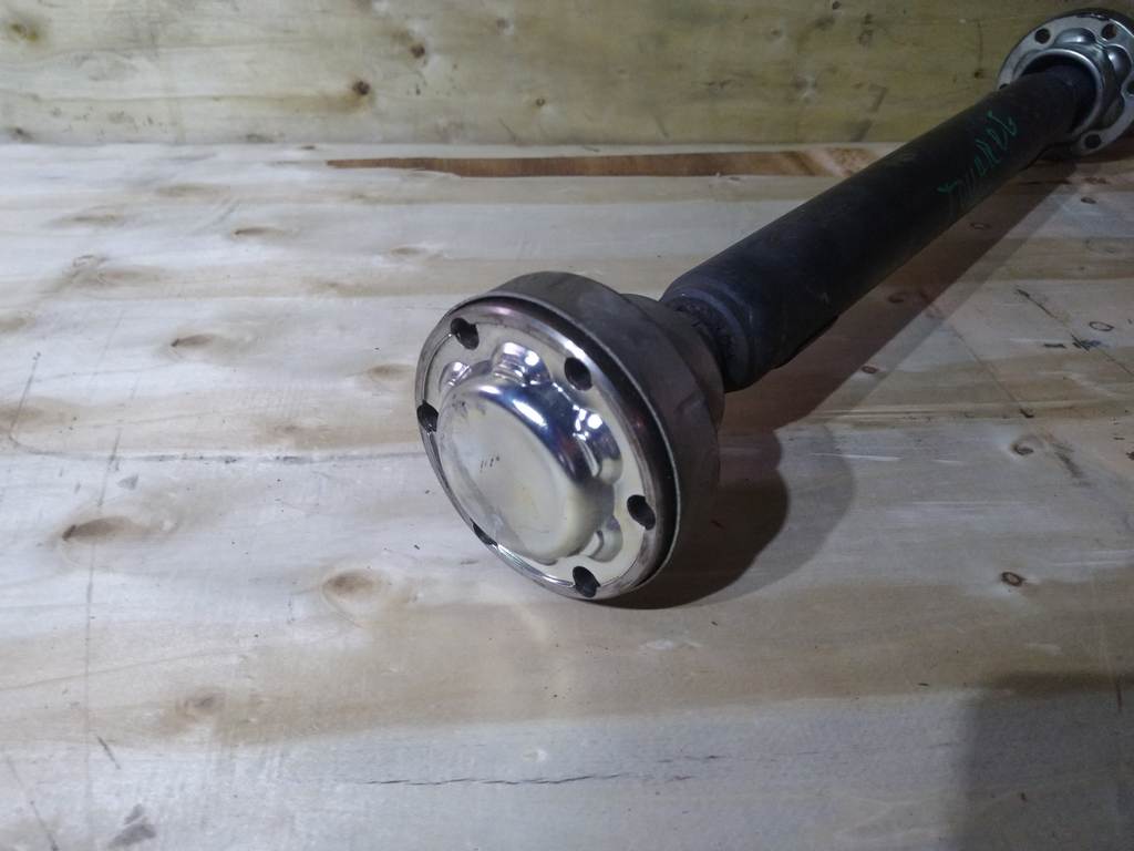 карданный вал Volkswagen Touareg