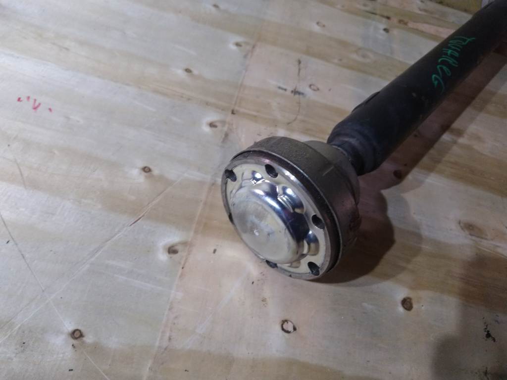 карданный вал Volkswagen Touareg