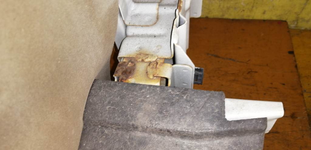 рамка радиатора Toyota Passo