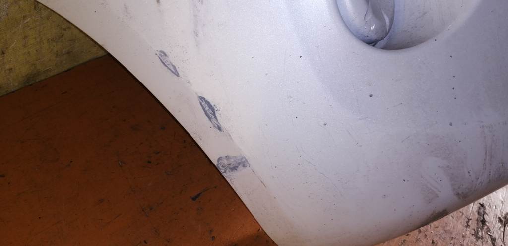 бампер Toyota Passo