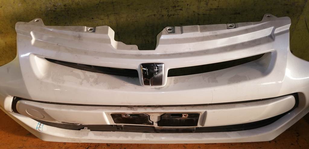 бампер Toyota Passo