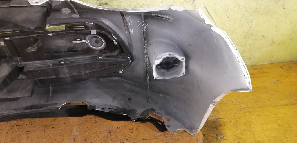 бампер Toyota Passo