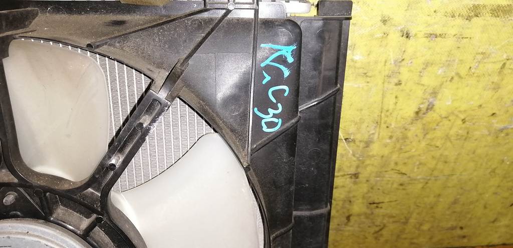 радиатор основной Toyota Passo