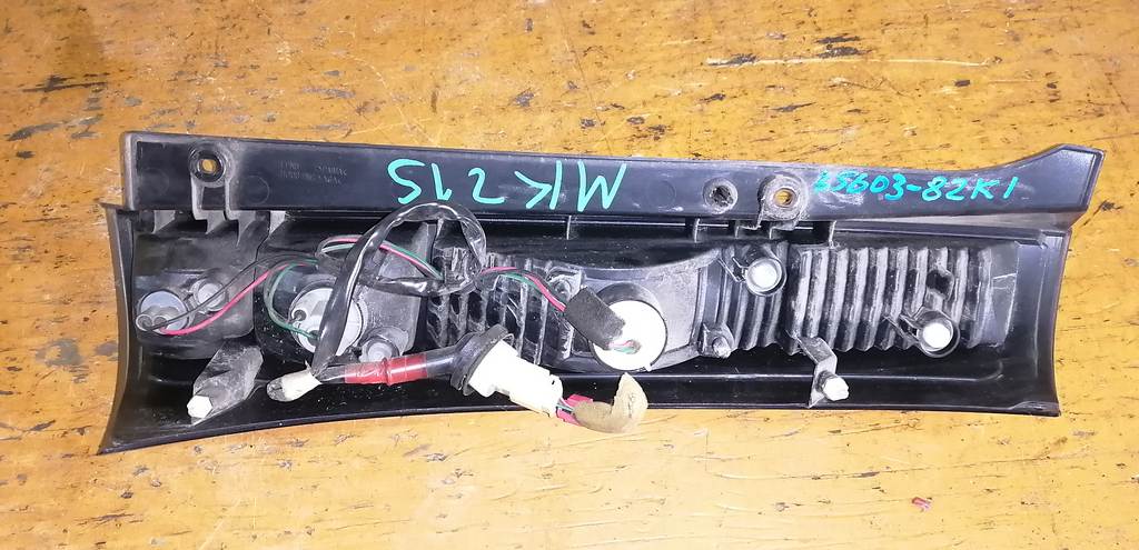 стоп-сигнал Suzuki Palette