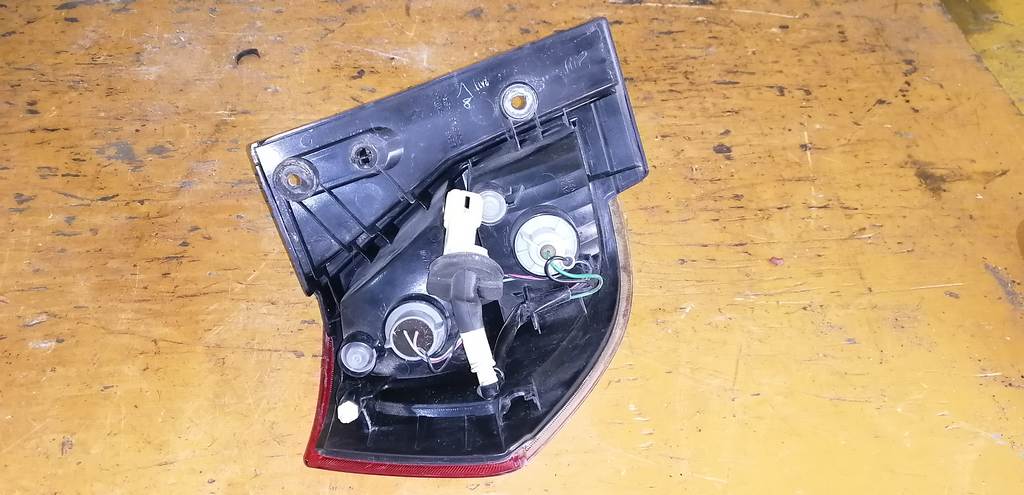 стоп-сигнал Suzuki Solio