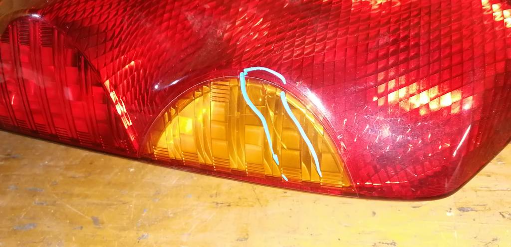 стоп-сигнал Nissan Note