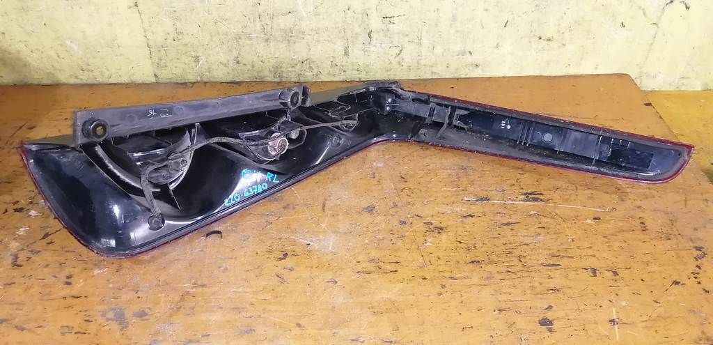 стоп-сигнал Nissan Note