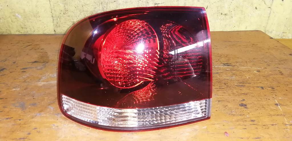 стоп-сигнал Volkswagen Touareg