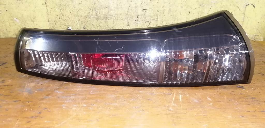 стоп-сигнал Suzuki Palette