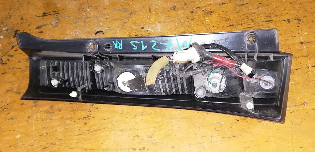 стоп-сигнал Suzuki Palette