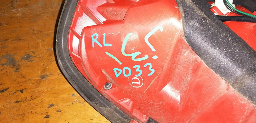 стоп-сигнал Nissan Teana