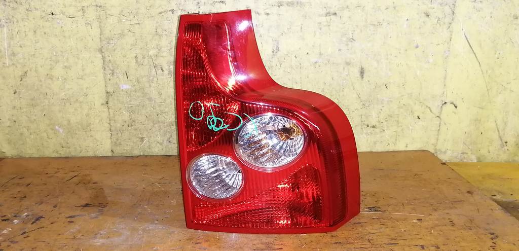 стоп-сигнал Volvo XC90