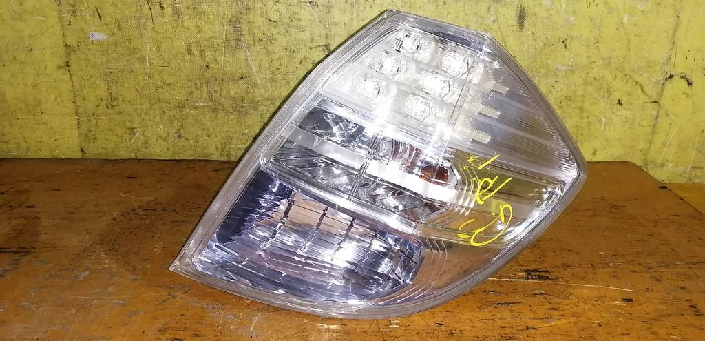 стоп-сигнал Honda Fit