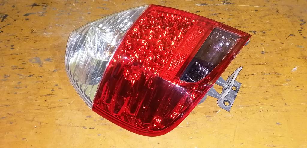 стоп-сигнал Honda Fit