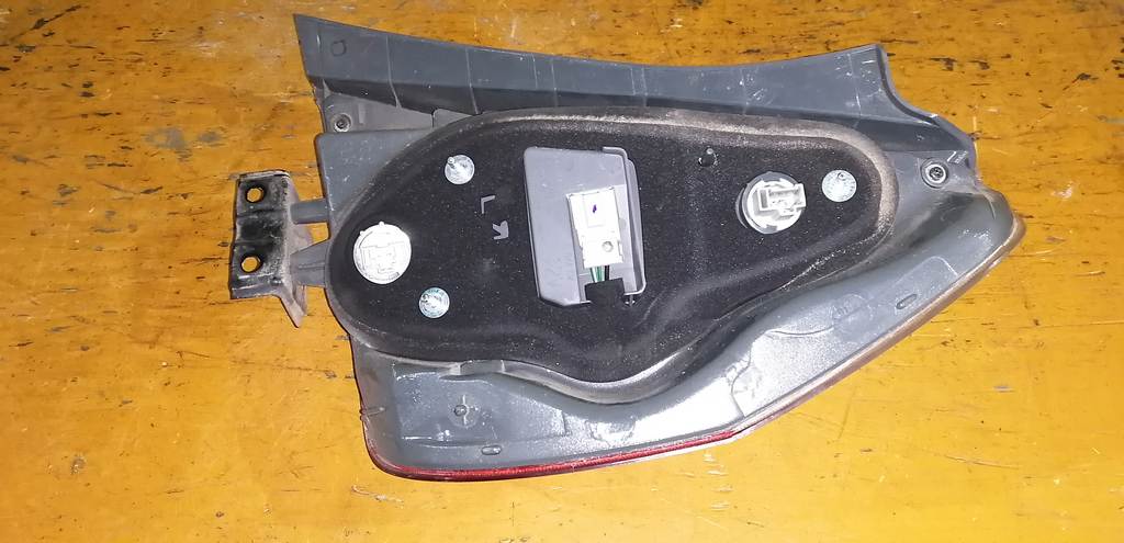 стоп-сигнал Honda Fit