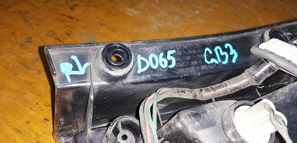 стоп-сигнал Honda Freed