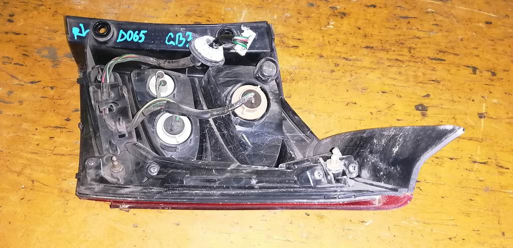 стоп-сигнал Honda Freed