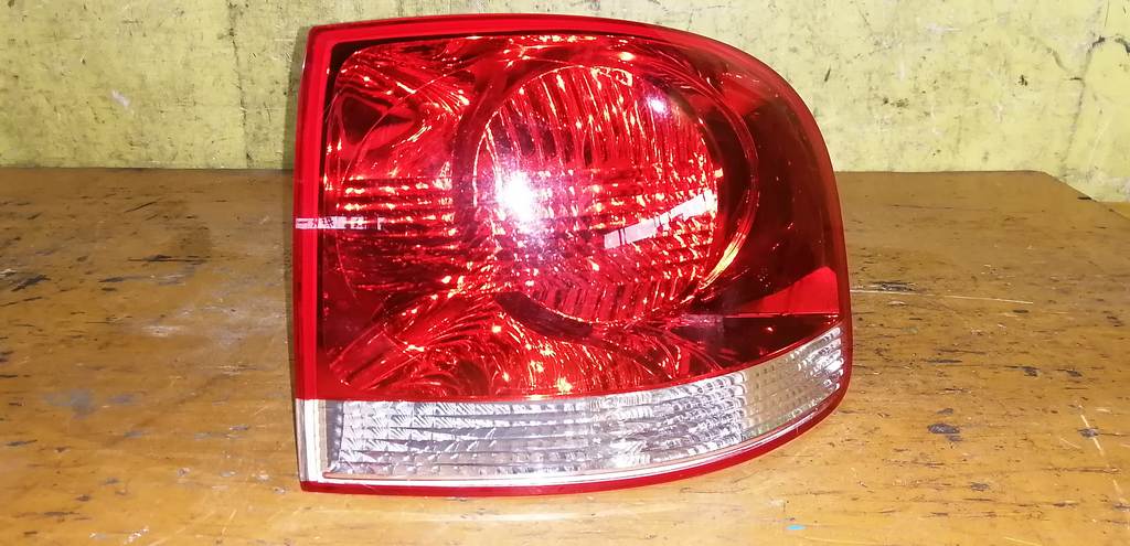 стоп-сигнал Volkswagen Touareg