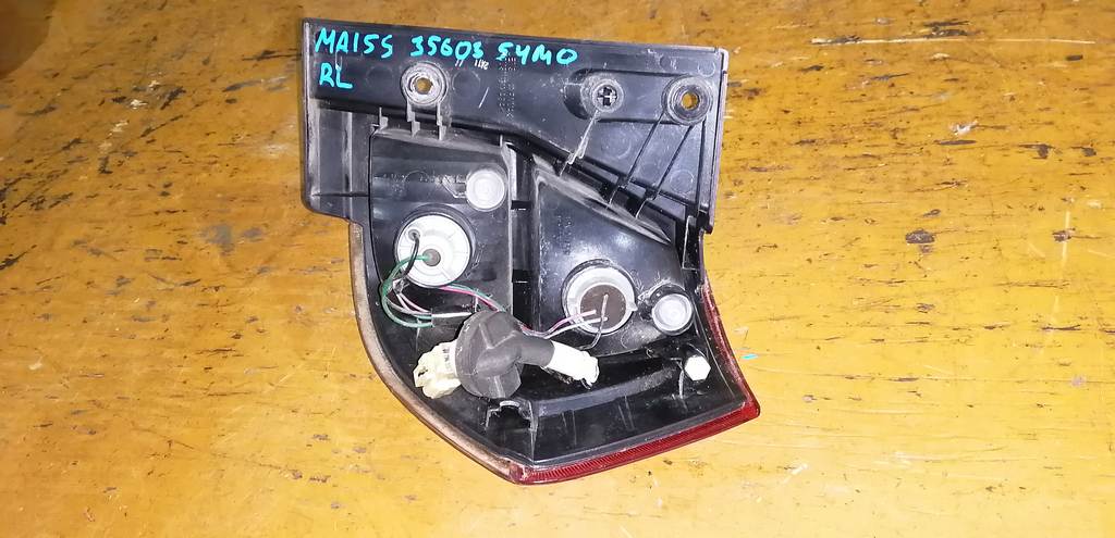 стоп-сигнал Suzuki Solio