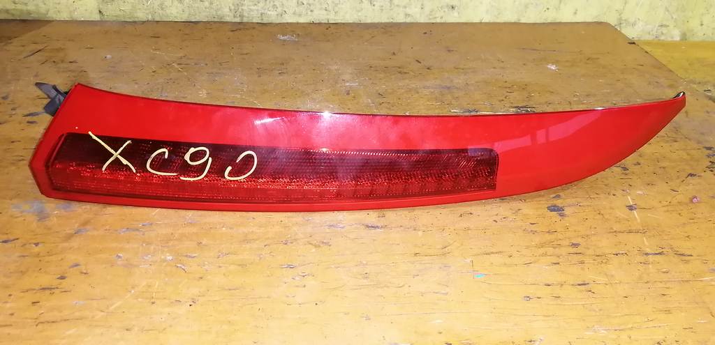стоп-сигнал Volvo XC90