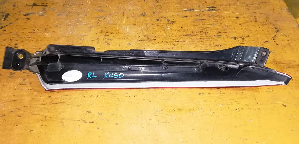 стоп-сигнал Volvo XC90