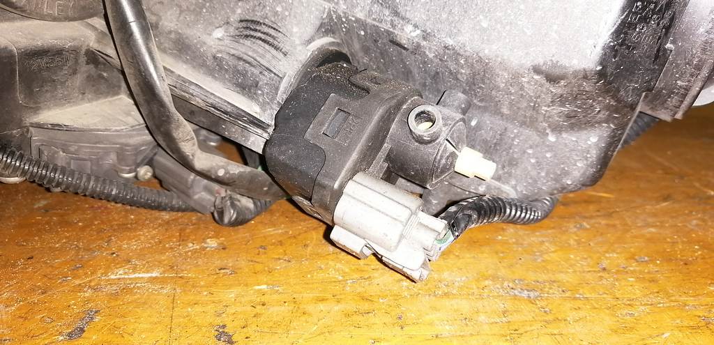 фара Honda Elysion