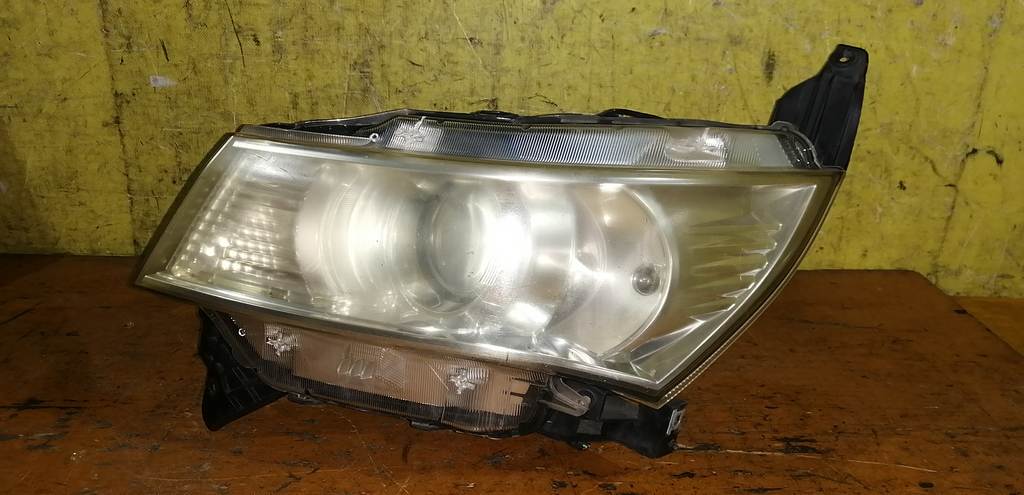 фара Suzuki Palette