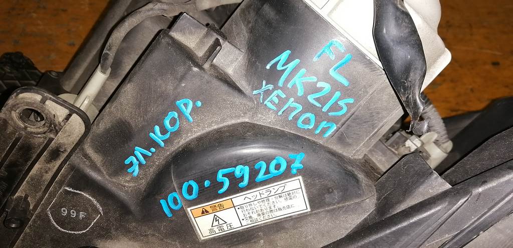 фара Suzuki Palette