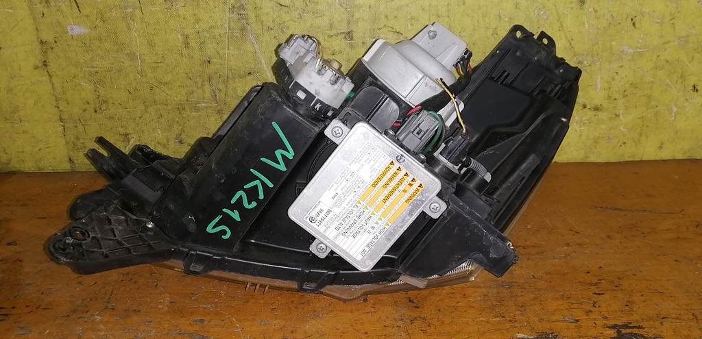 фара Suzuki Palette